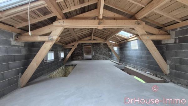 Maison à vendre 8 pièces de 373 m²