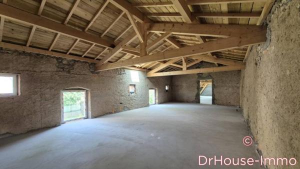 Maison à vendre 8 pièces de 373 m²