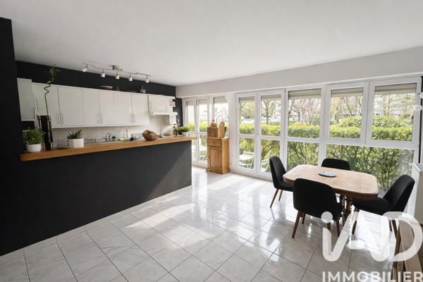 Appartement à vendre 4 pièces 77 m² Chelles