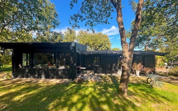 Maison à vendre    3 pièces •  Fleurance