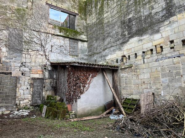 Maison à rénover 2 pièces 100 m² avec jardin centre-ville de Libourne