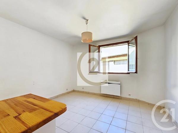 Appartement F1 à vendre  1 pièce - 15,30 m 2   CRETEIL  - 94
