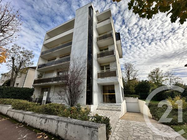 Appartement F1 à vendre  1 pièce - 25,85 m2 ST MAUR DES FOSSES - 94