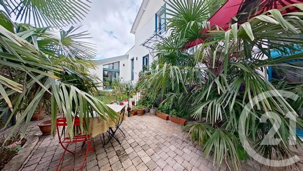 Maison à vendre  8 pièces - 262,34 m 2   LE PERREUX SUR MARNE  - 94
