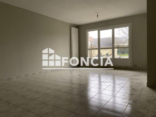 Location Maison 4 pièces 84.4 m² - 11 rue Claude Debussy Gien 45500