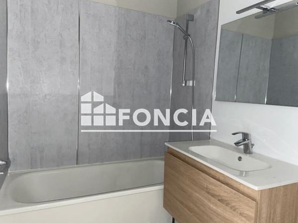 Location Maison 4 pièces 84.4 m² - 11 rue Claude Debussy Gien 45500