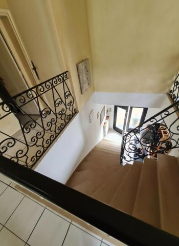 "Talence Universités Maison familiale de 159 m², 6 chambres, véranda et jardin"