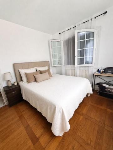 "Talence Universités Maison familiale de 159 m², 6 chambres, véranda et jardin"