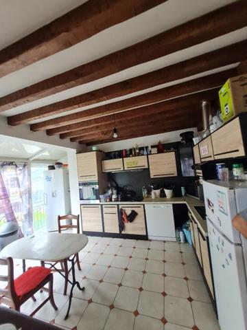 "Talence Universités Maison familiale de 159 m², 6 chambres, véranda et jardin"