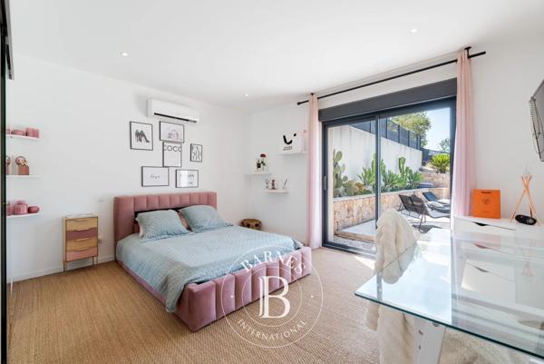 Valbonne, Villa 4 Chambres -  141 m² à vendre