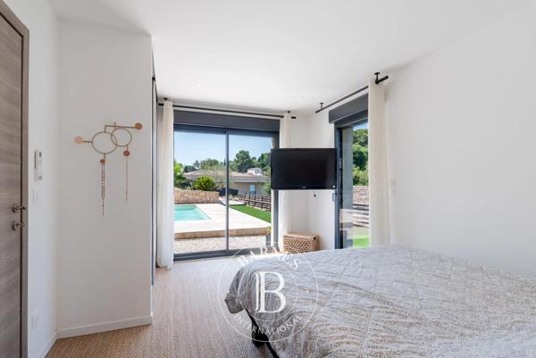 Valbonne, Villa 4 Chambres -  141 m² à vendre