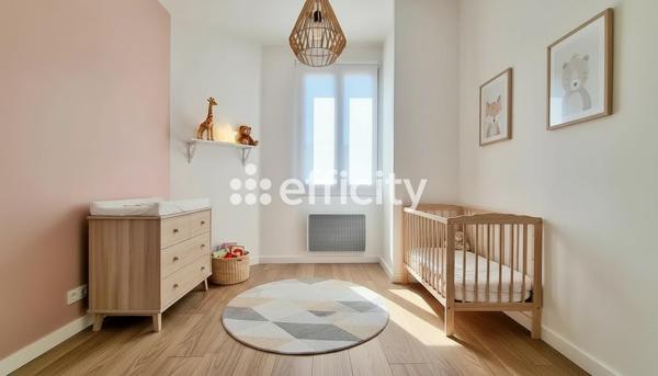 Appartement
         3 pièces
        - 45 m² Exclusivité 315 000 € *