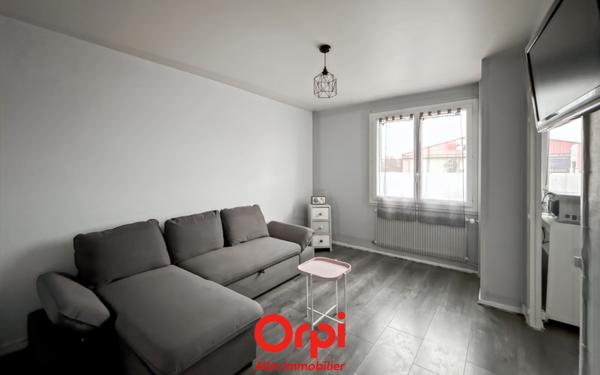 Appartement à vendre    1 pièce • 28,46 m2 Montluçon