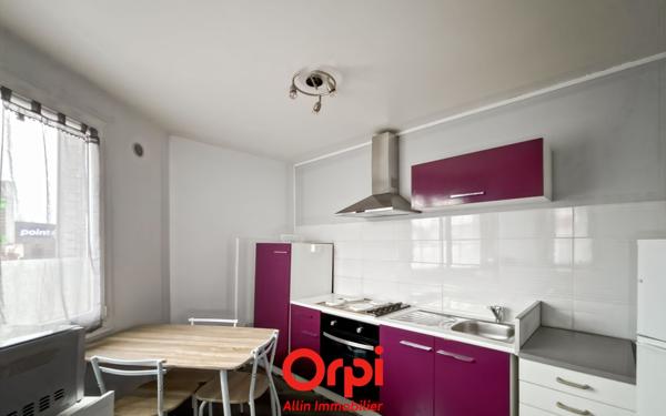 Appartement à vendre    1 pièce • 28,46 m2 Montluçon