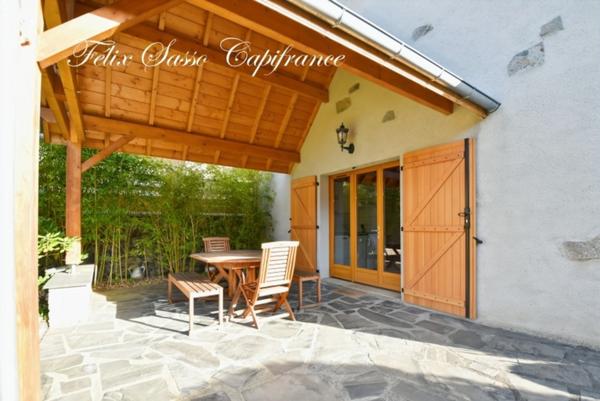 AUCUN (65),  maison de charme cosy T5 avec vue panoramique exceptionnelle !