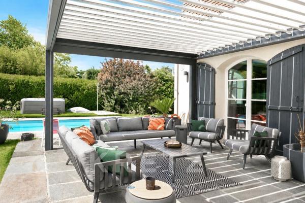 Garches – Villa contemporaine 370 m², piscine et jardin