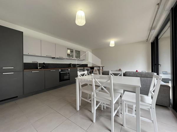 33130 BEGLES - Appartement à louer T3 de 62 m²