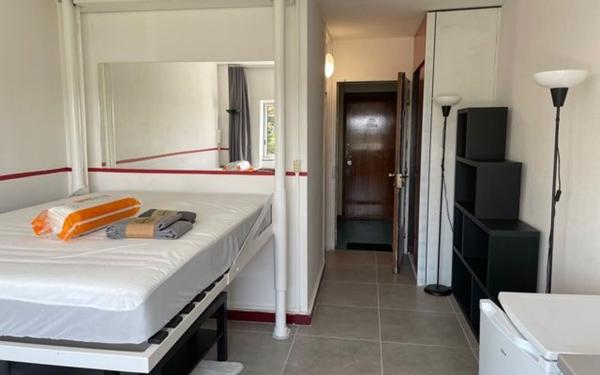 Appartement à louer    1 pièce •  Gradignan