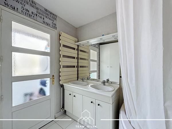 Appartement
         5 pièces
        - 92 m² Exclusivité 149 900 € *
