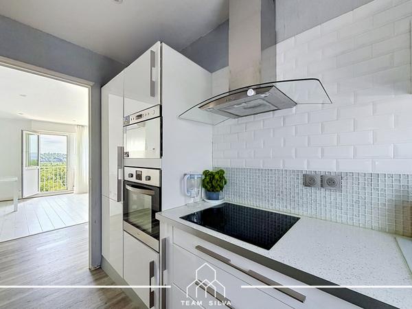 Appartement
         5 pièces
        - 92 m² Exclusivité 149 900 € *