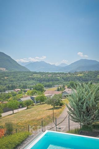 Annecy- Argonay- Villa vue panoramique sur les montagnes et le lac