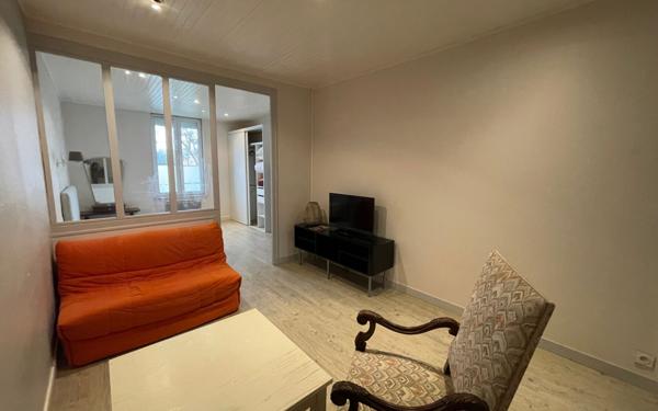 Maison à vendre    4 pièces •  La Rochelle