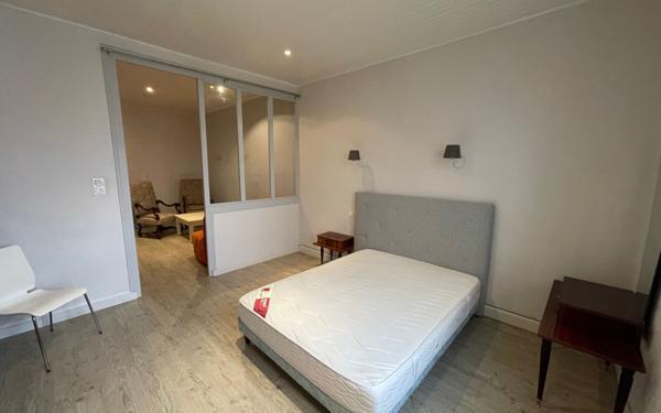 Maison à vendre    4 pièces •  La Rochelle