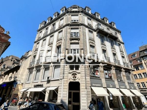 Location Appartement 7 pièces 180 m² - 5 RUE DE L'OUTRE Strasbourg 67000