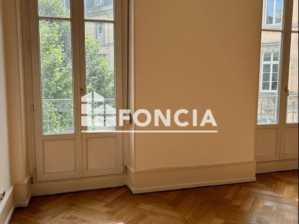 Location Appartement 7 pièces 180 m² - 5 RUE DE L'OUTRE Strasbourg 67000