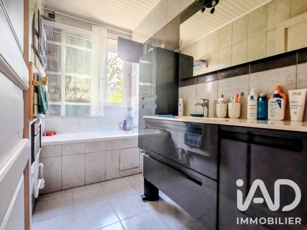 Appartement à vendre 4 pièces 70 m² Gagny
