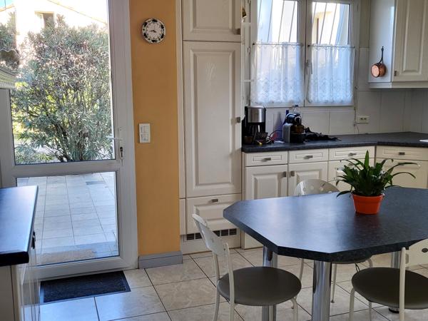BARRIERE DU MEDOC : Maison Type 7 avec garage