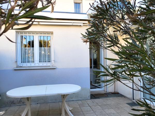 BARRIERE DU MEDOC : Maison Type 7 avec garage