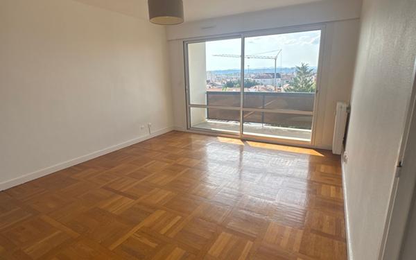 Appartement à vendre    2 pièces • 53,97 m2 Lyon 3