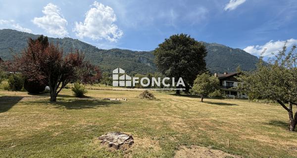 À vendre Terrain 831 m² - Mercury 73200