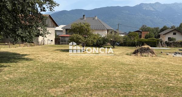 À vendre Terrain 831 m² - Mercury 73200