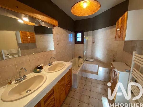 Maison à vendre 7 pièces 140 m² Vouneuil-sous-Biard