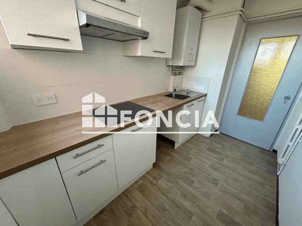 Location Appartement 3 pièces 67.33 m² - 18 RUE ROBESPIERRE Sete 34200