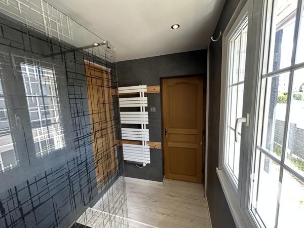 Maison 5 pièces de 94 m² à Saint-Dié-des-Vosges (88100)