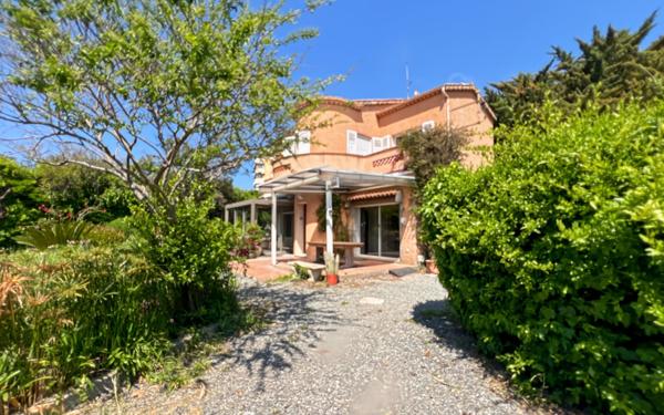 Maison à vendre    5 pièces • 153,52 m2 Fréjus