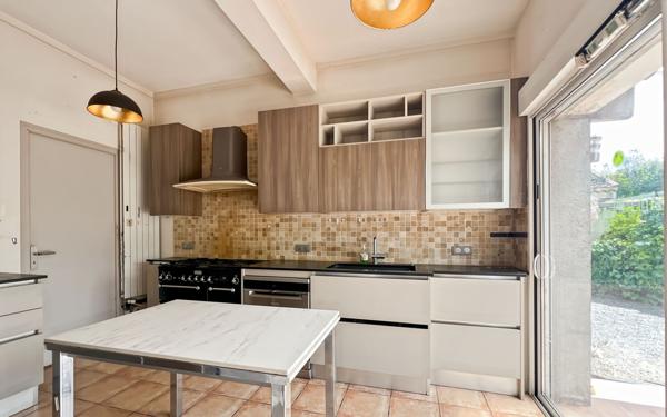 Maison à vendre    5 pièces • 153,52 m2 Fréjus