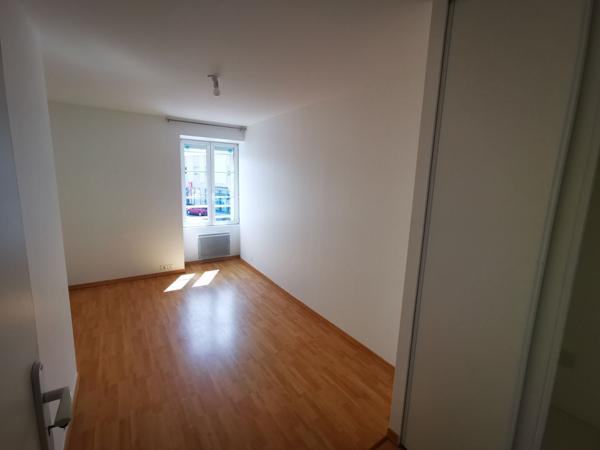 Location Appartement62 m² - 3 Pièces - LUCON (85400)