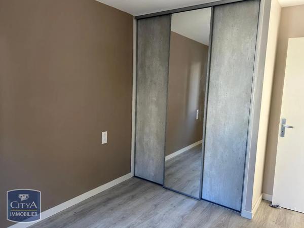 Appartement à louer 3 pièces 62m² Orange (84100)