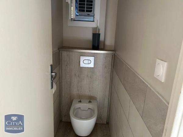 Appartement à louer 3 pièces 62m² Orange (84100)
