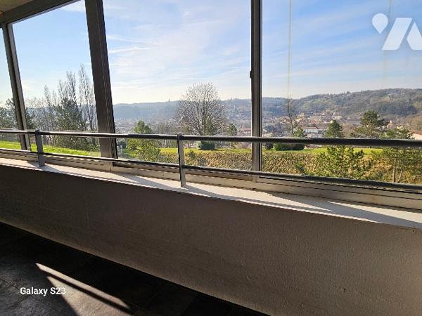 BAR LE DUC, grand appartement de 160m² surface carrez