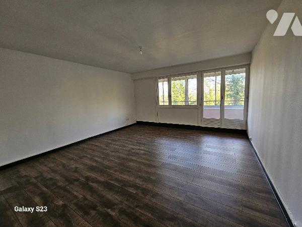 BAR LE DUC, grand appartement de 160m² surface carrez