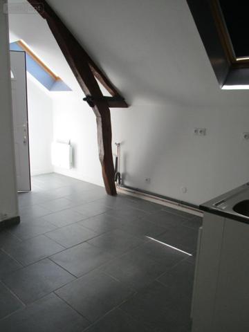 Appartement à louer à Brionne dans l'Eure (27800), ref : 27049-L152