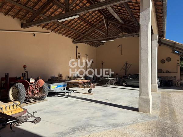 Maison bourgeoise Althen Des Paluds 20 pièces