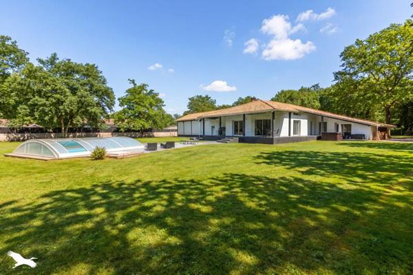Maison à vendre |  Belin-Béliet |  7 pièces | 205 m²