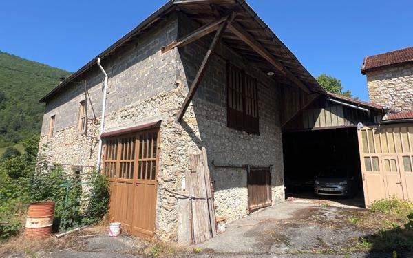Maison à vendre    6 pièces •  Saint-Agnan-en-Vercors