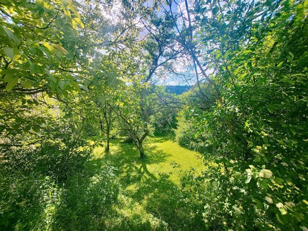 À VENDRE : Terrain constructible de 460m² à Maron?